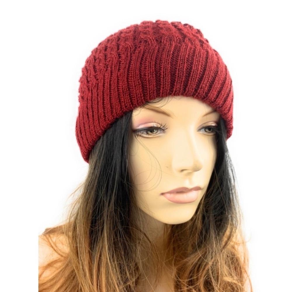 Slouch Beanie With Pom Burgundy - Picture 2 of 6